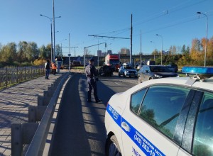 Пьяный житель Алапаевска устроил ДТП с пострадавшими в Екатеринбурге 🚗💥.